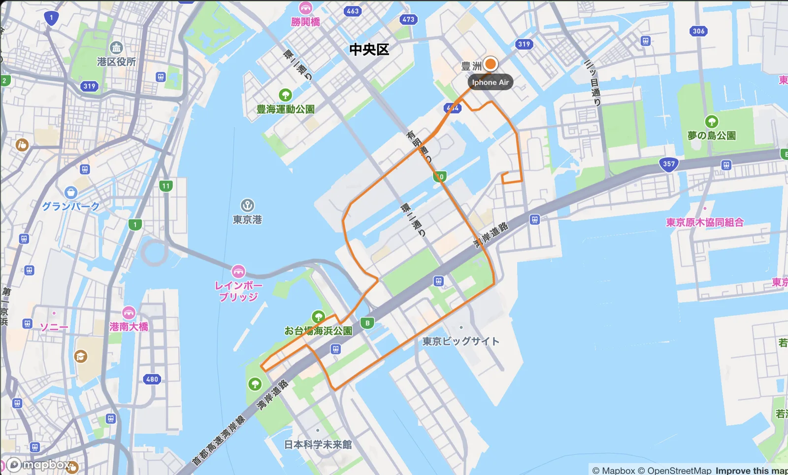配信中の走行ルートを示す地図。豊洲から有明・お台場を回る経路がオレンジの線で描かれ、現在地にカメラ名のマーカーが立っている